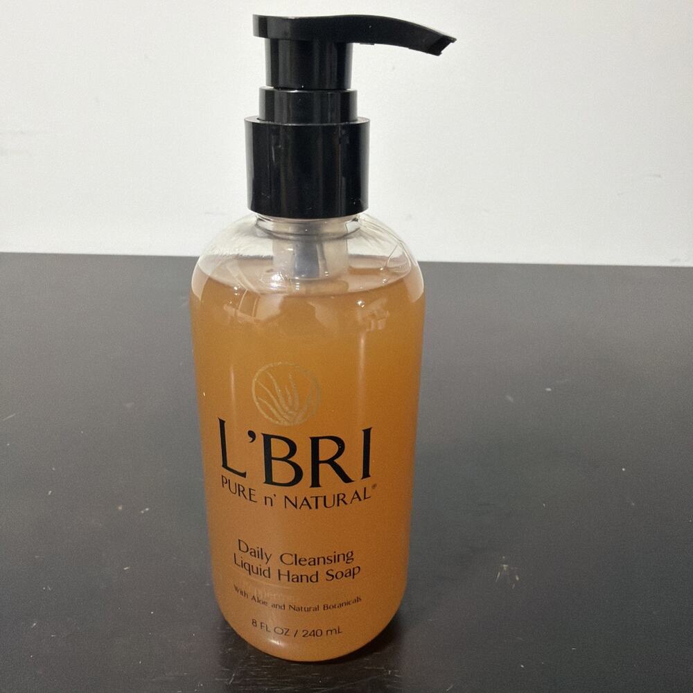 New L'BRI Pure n’ Natural Daily Cleansing Liquid Hand Soap Peppermint Vanilla